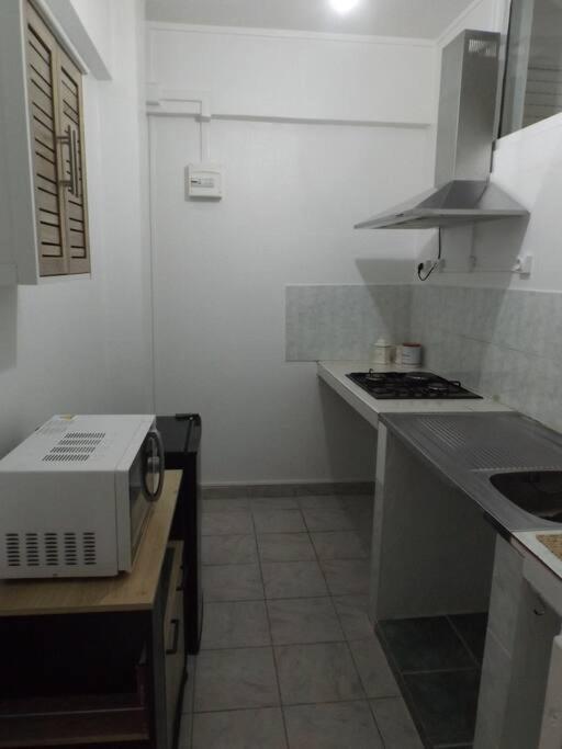 Aux Portes De La Soufriere, Baillif Ngoại thất bức ảnh
