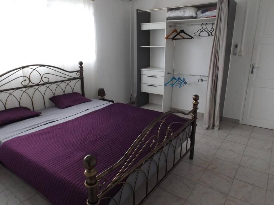 Aux Portes De La Soufriere, Baillif Ngoại thất bức ảnh